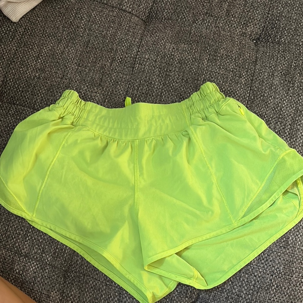 lululemon yellow/green hotty hots 2.5